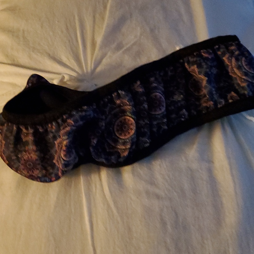 Steering wheel cover